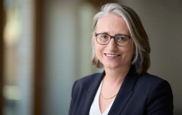 Prof. Dr. Annette Noller Sommertagung der 16. Landessynode.