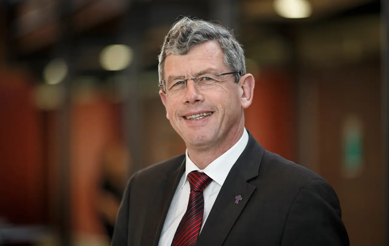 Oberkirchenrat Prof. Dr. Ulrich Heckel Schwäbisch Gmünd, DEU, 26.11.2012
14. Ev. Synode in Schwäbisch Gmünd.
© C) Gottfried Stoppel
No Model Release