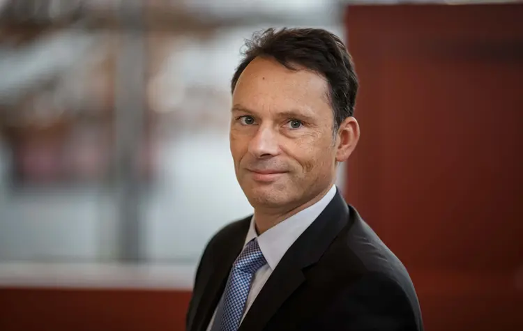 Oberkirchenrat Dr. Martin Kastrup, Finanzdezernent im Oberkirchenrat der Evangelischen Landeskirche in Württemberg Oberkirchenrat Dr. Martin Kastrup, Finanzdezernent im Oberkirchenrat.