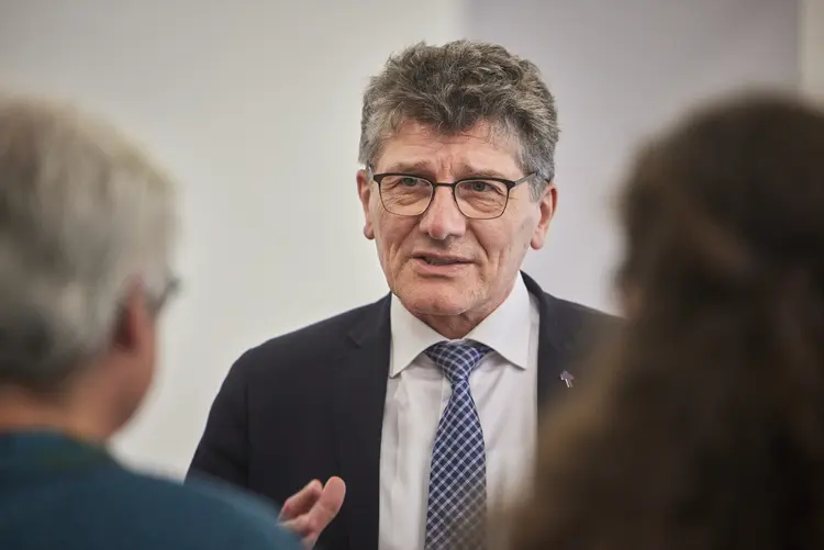 Landesbischof Ernst-Wilhelm Gohl Landesbischof Ernst-Wilhelm Gohl