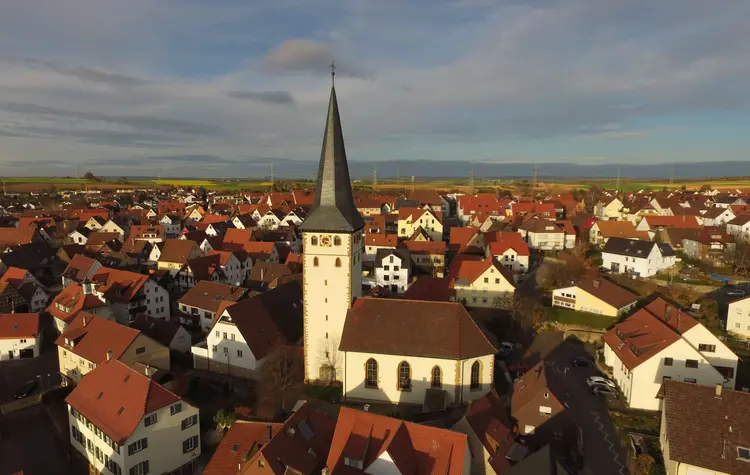 In Poppenweiler fährt das Krippenspiel auf dem Traktor durch den Ort.