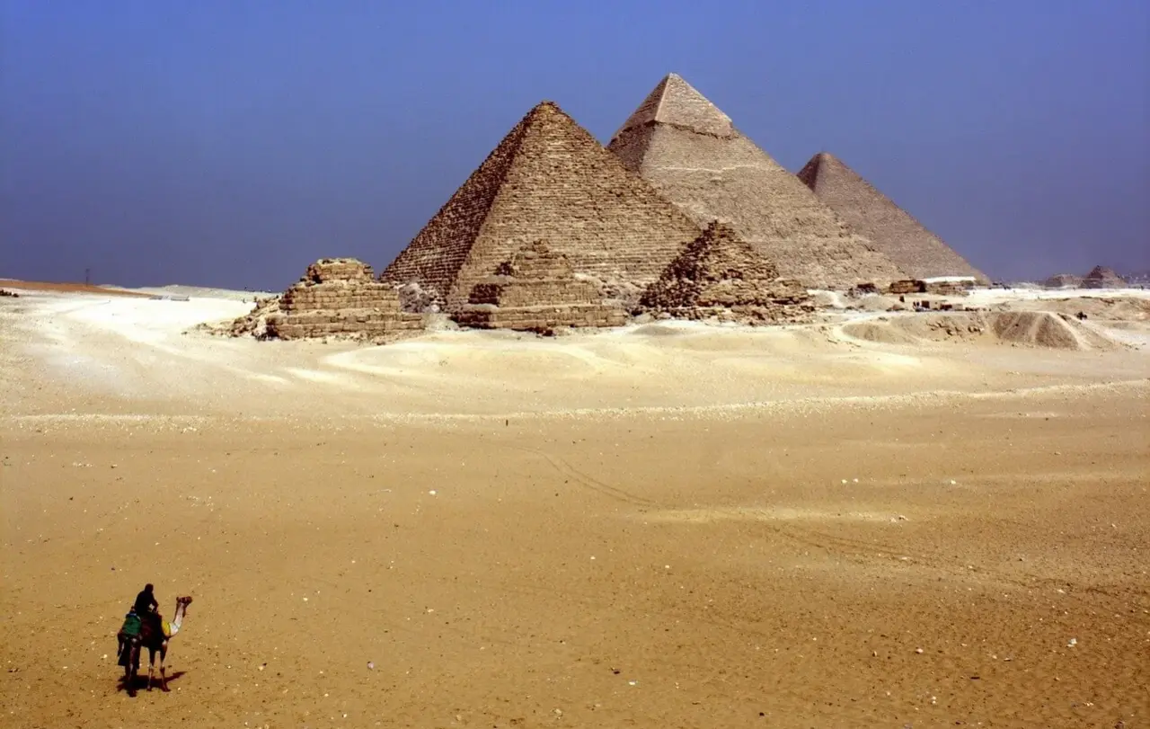 Ägypten, Land des israelitischen Exils und des mutigen Widerstands von Schifra und Pua.