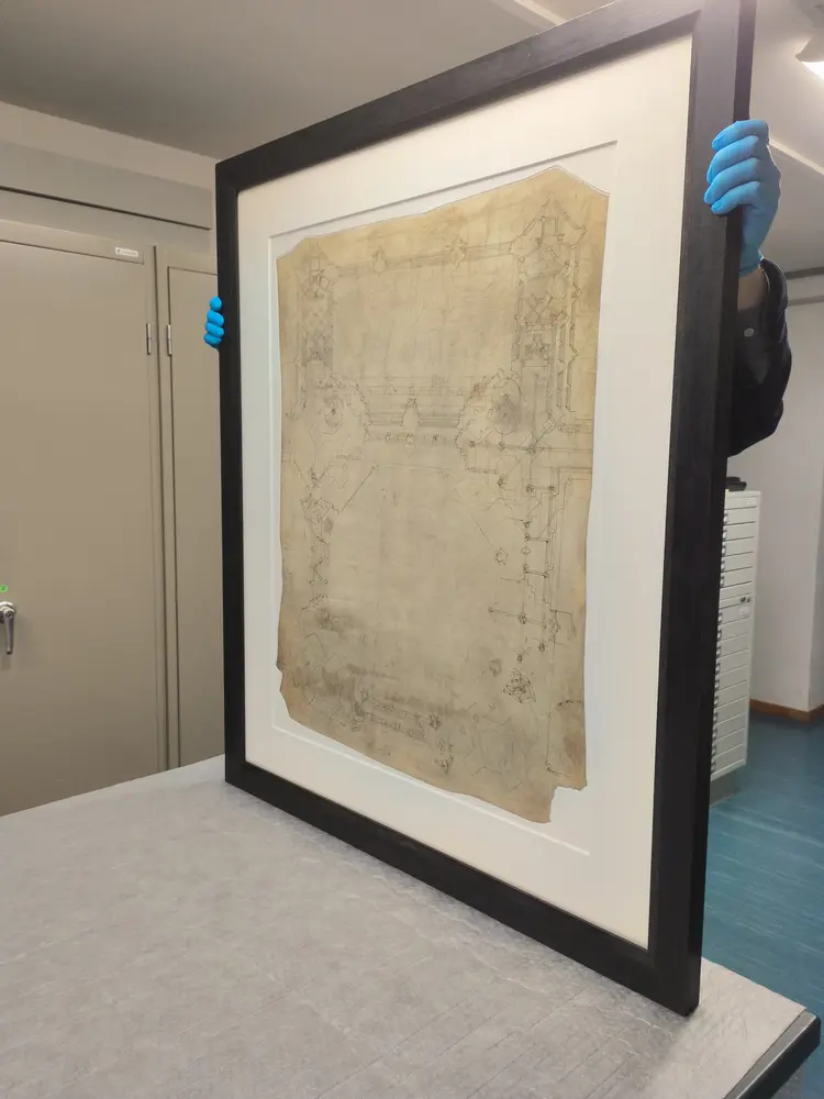 Querschnitt des Turms des Ulmer Münsters - für die Reise gerahmt