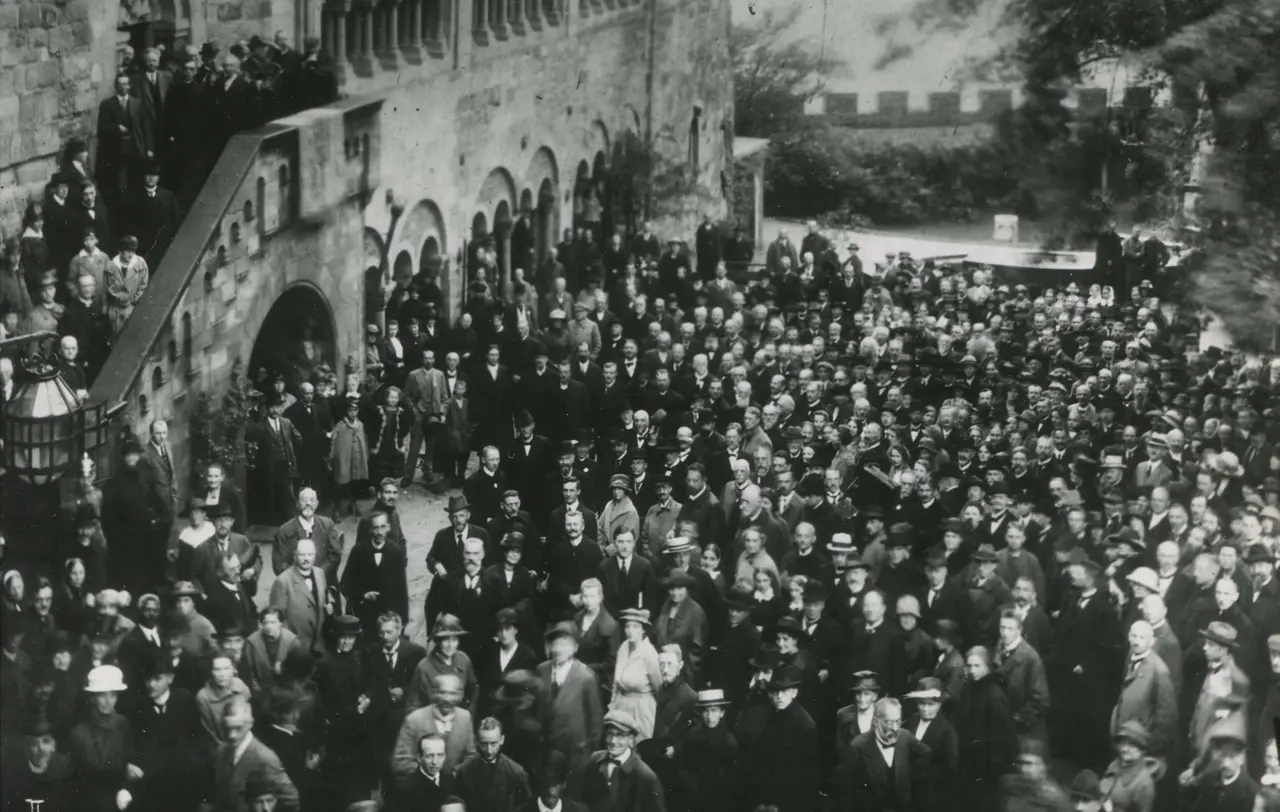 Delegierte des Konvents besuchen die Wartburg.